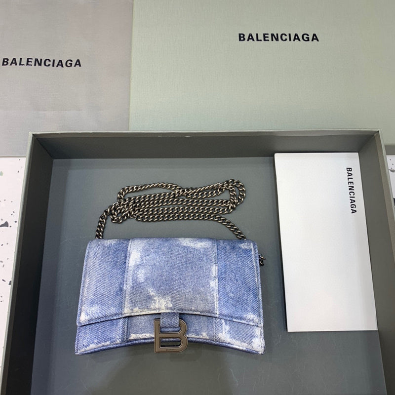 MC-Balenciaga-402