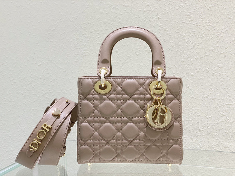 MC-Christian Dior-872