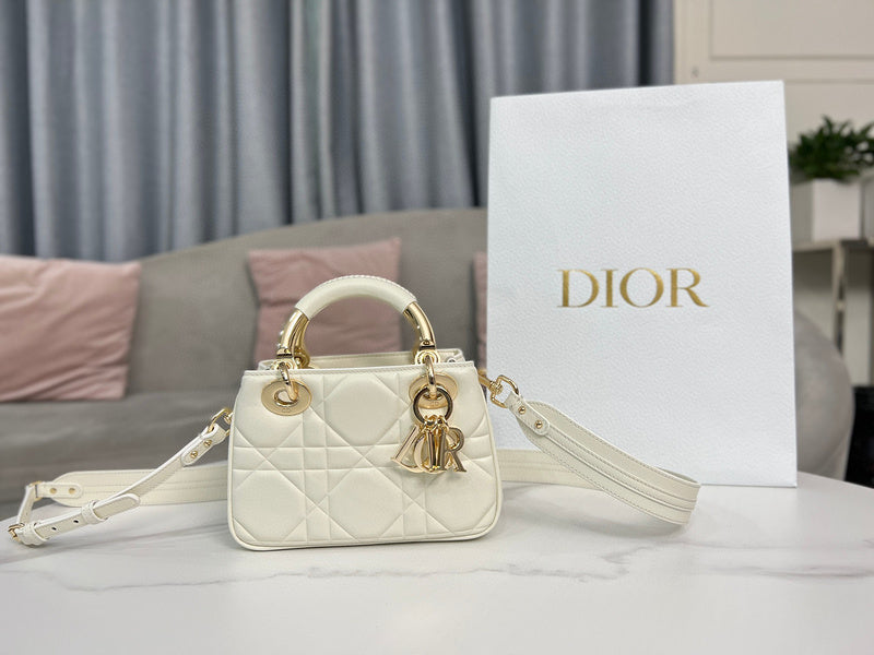 MC-Christian Dior-879
