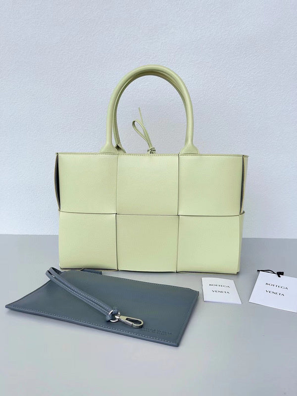 MC-Bottega Veneta-548