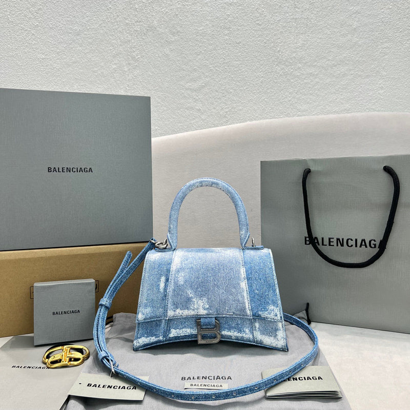 MC-Balenciaga-411