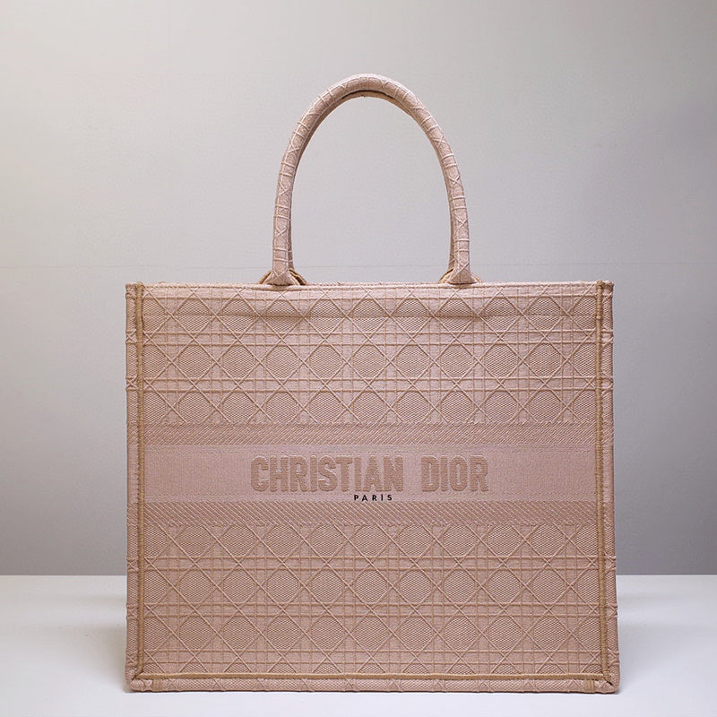 MC-Christian Dior-903