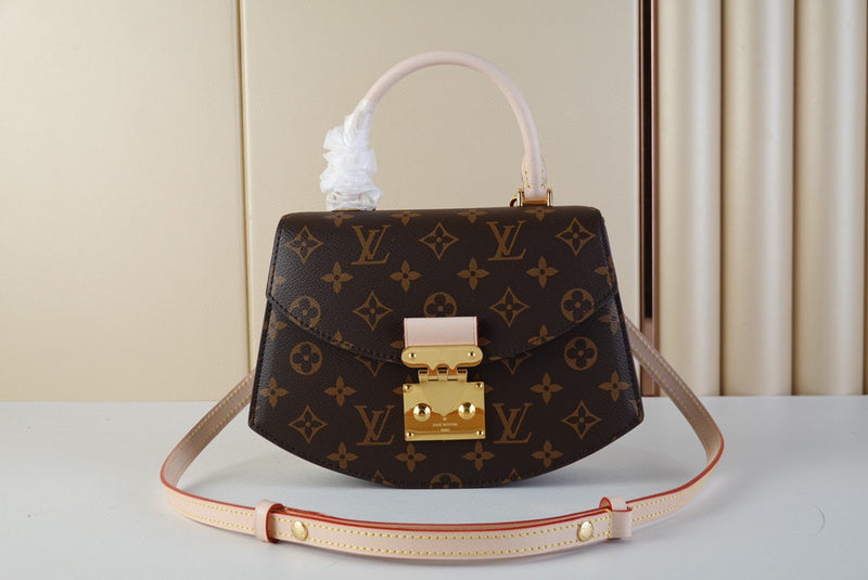 MC-LV-Bags-975