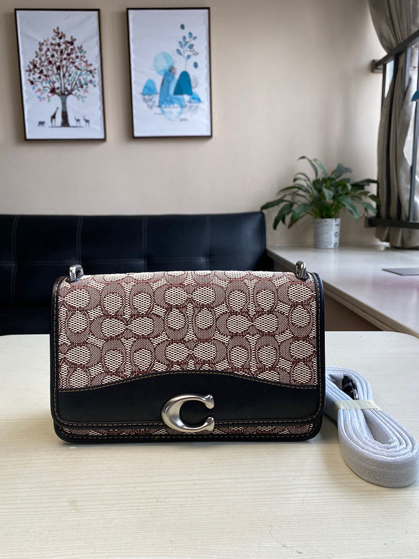 MC-Coach-078