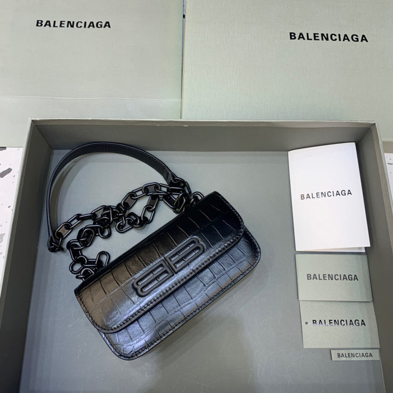 MC-Balenciaga-430