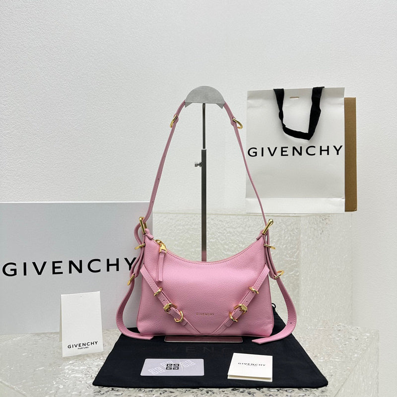 MC-GIVENCHY-131