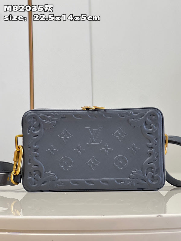 MC-LV-Bags-1016