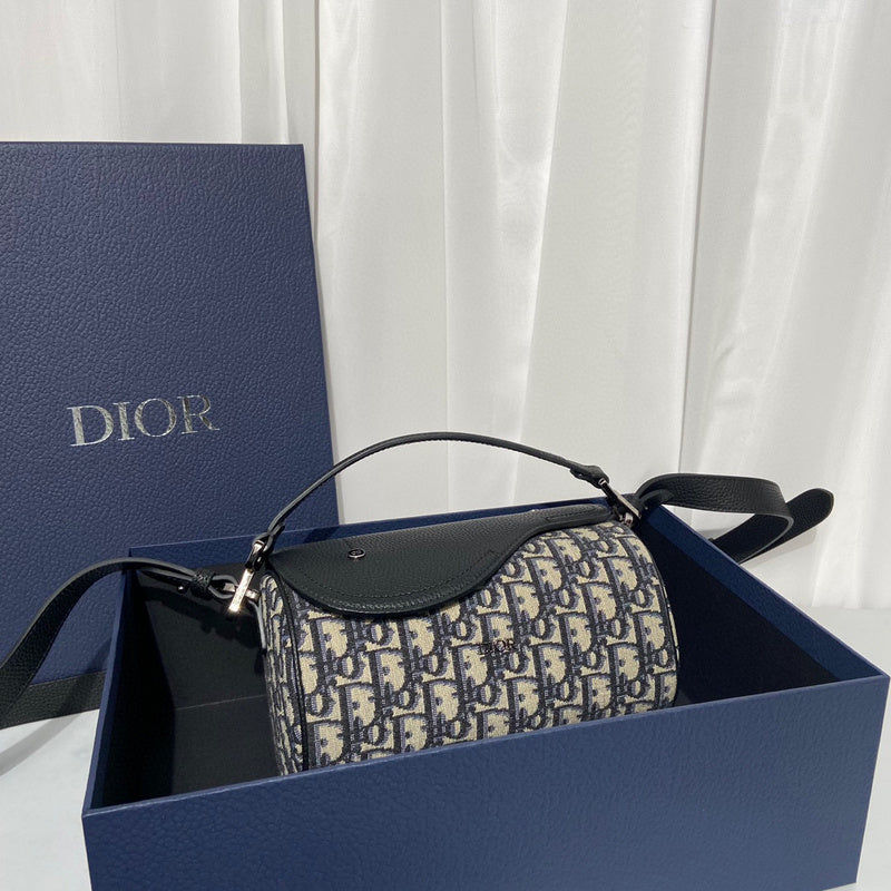 MC-Christian Dior-957