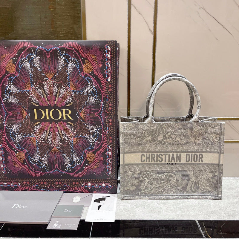 MC-Christian Dior-960