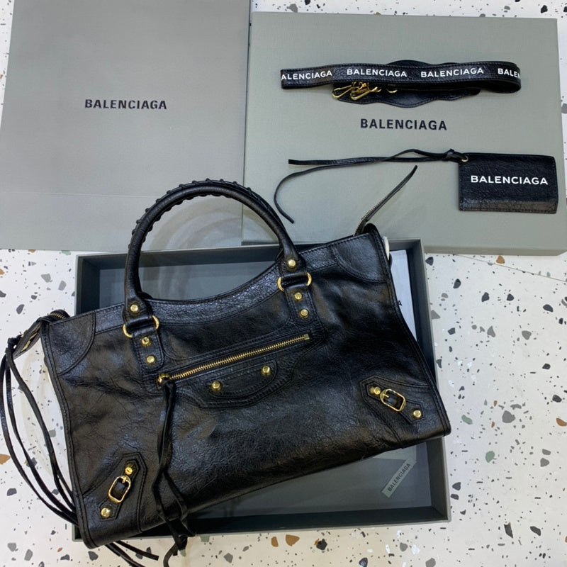 MC-Balenciaga-446