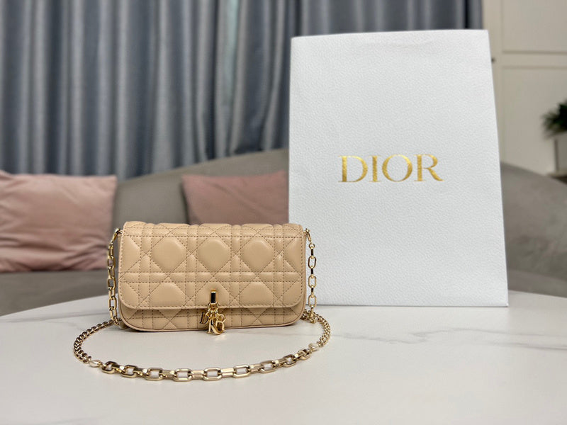 MC-Christian Dior-972