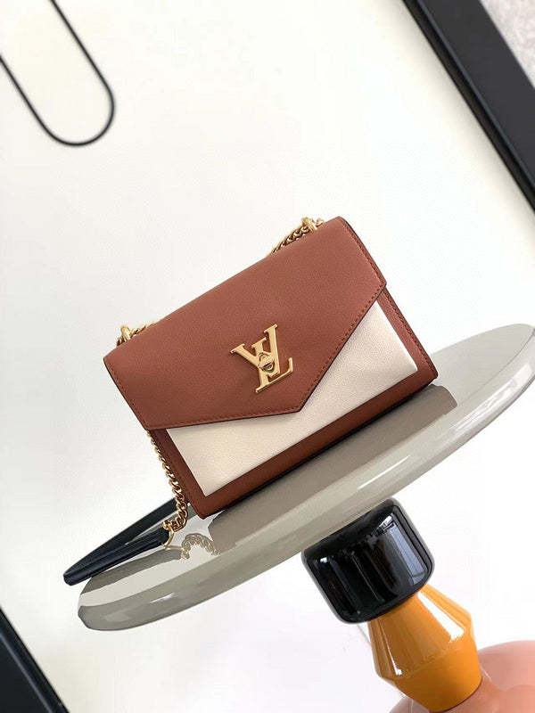 MC-LV-Bags-1049