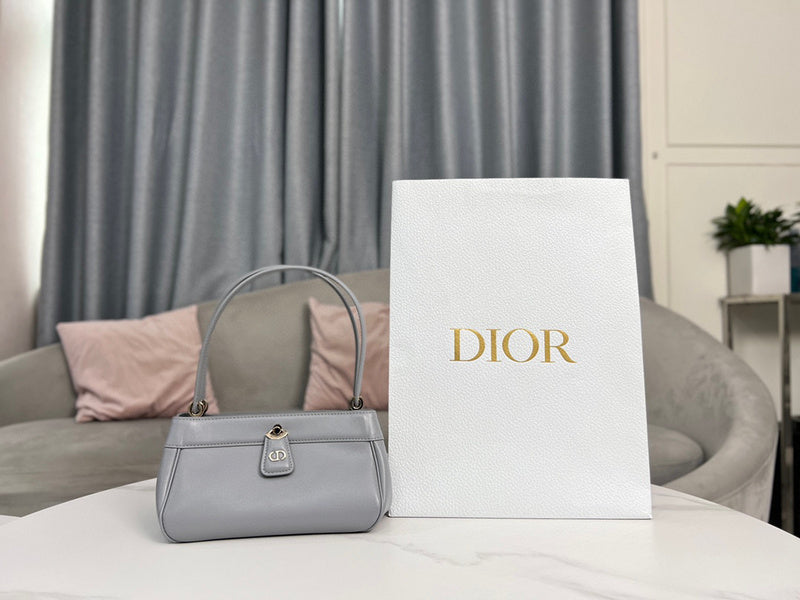 MC-Christian Dior-973