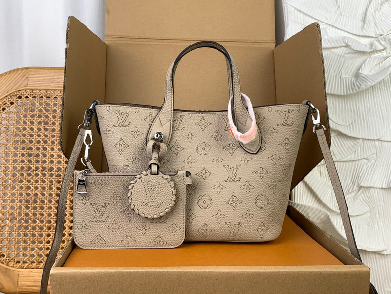 MC-LV-Bags-1053