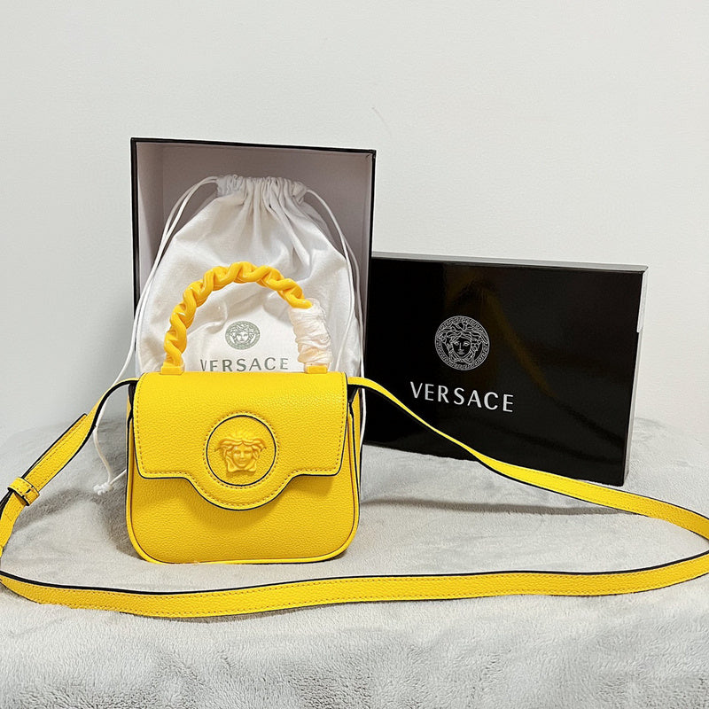 MC-Versace-013
