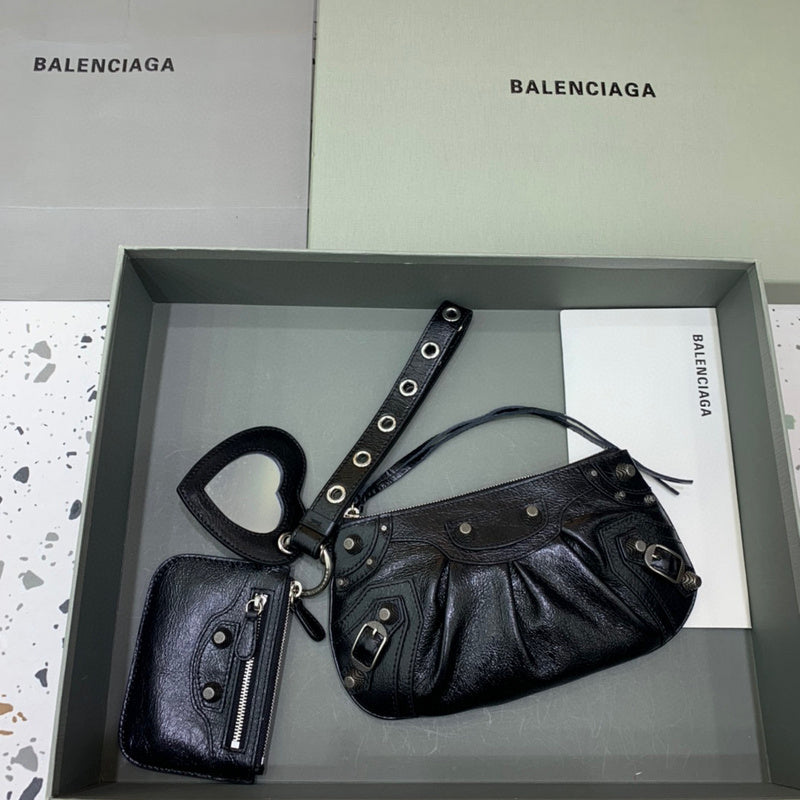 MC-Balenciaga-453