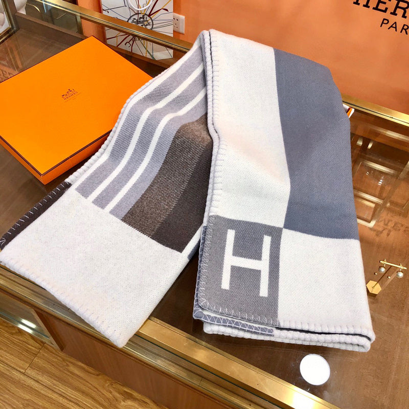 MC-Scarfs-354