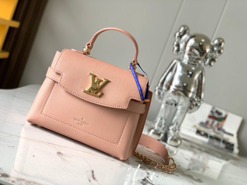 MC-LV-Bags-1096