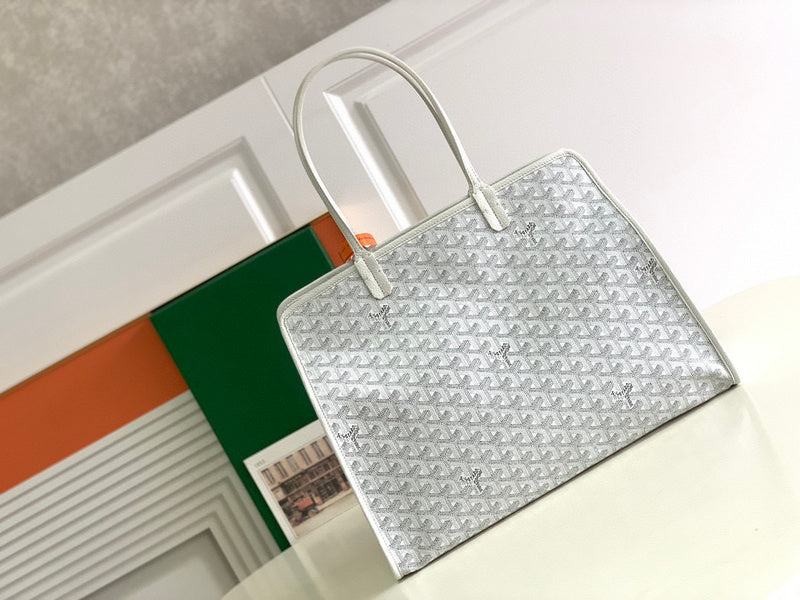 MC-Goyard-369