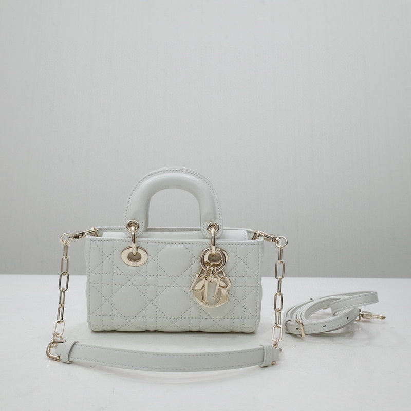 MC-Christian Dior-1029