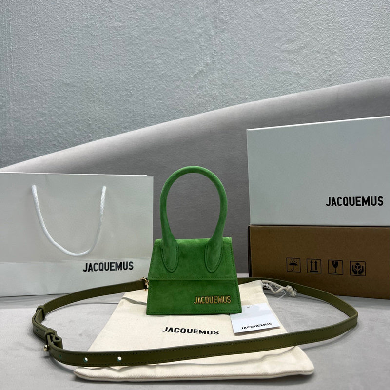 MC-JACQUEMUS-079