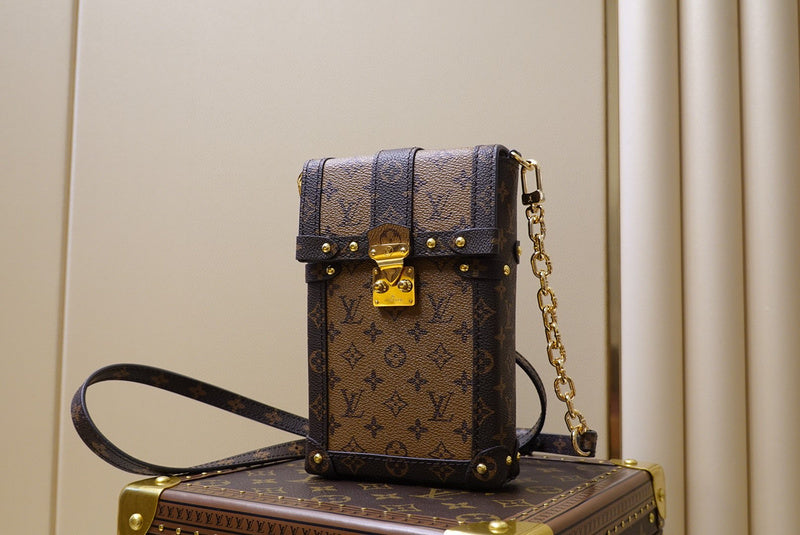MC-LV-Bags-1142