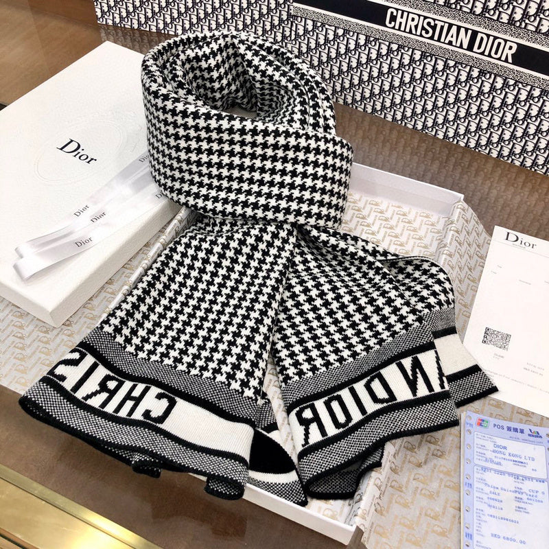 MC-Scarfs-362