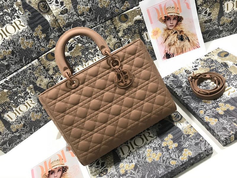 MC-Christian Dior-1055