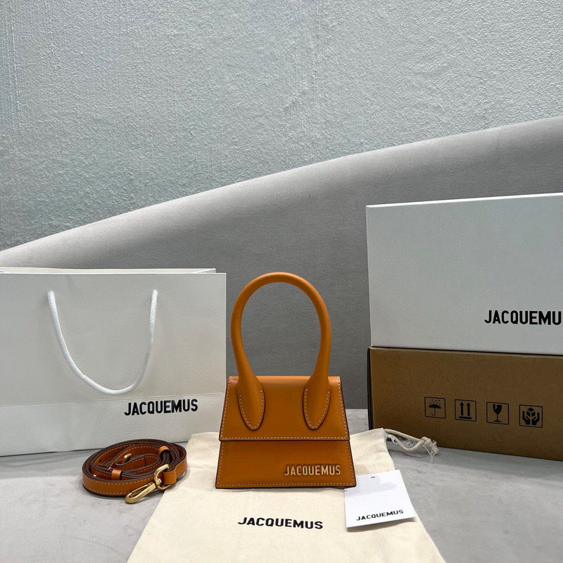 MC-JACQUEMUS-080