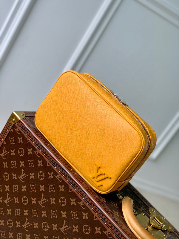 MC-LV-Bags-1152