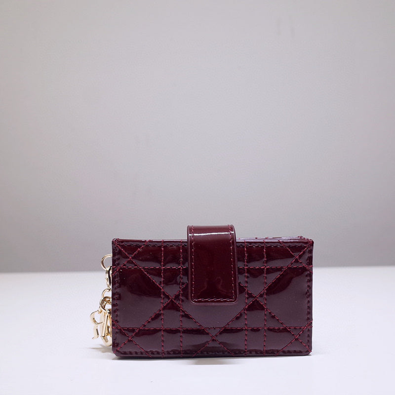 MC-Wallets-185