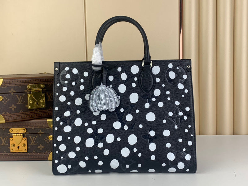 MC-LV-Bags-1158