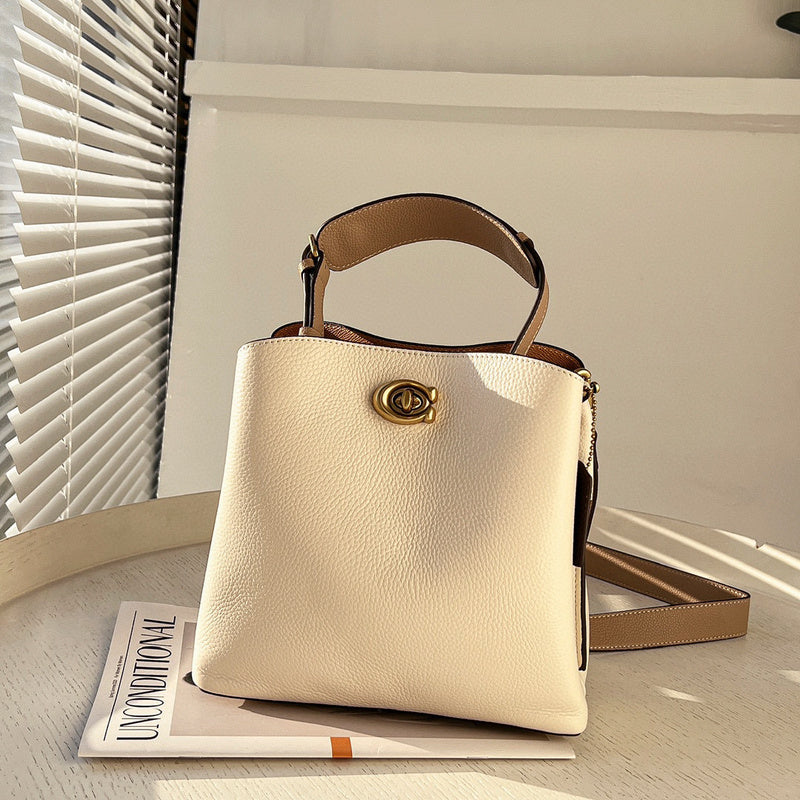 MC-Coach-090