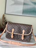 MC-LV-Bags-1171