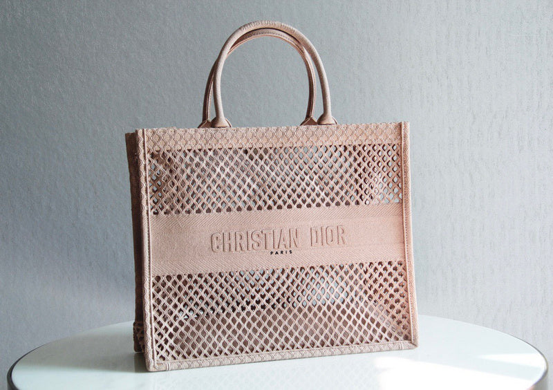 MC-Christian Dior-1075