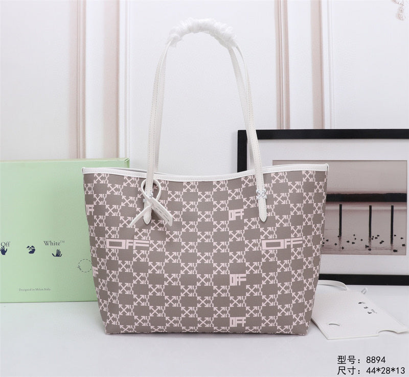 MC-OFF White-158