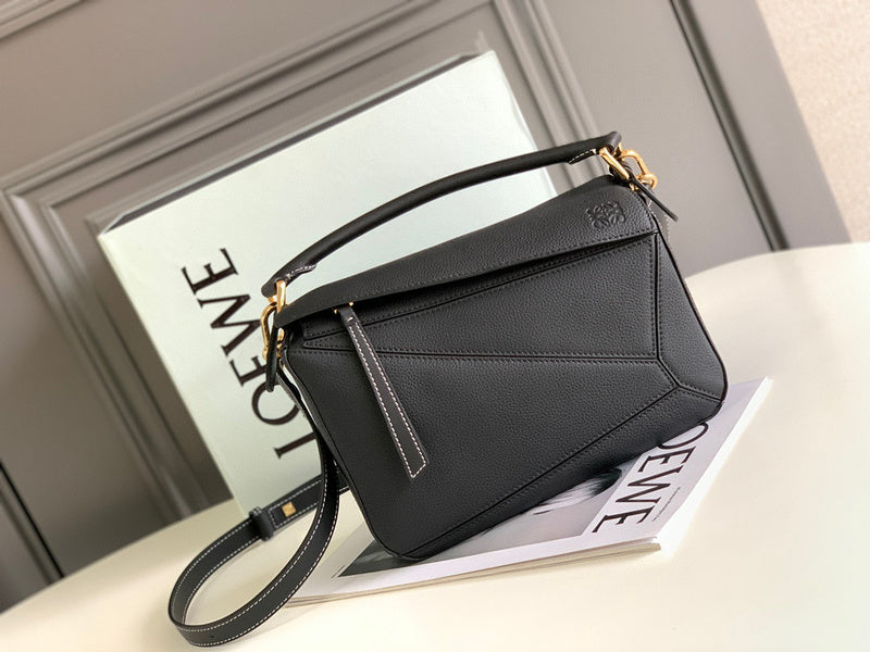 MC-Loewe-299
