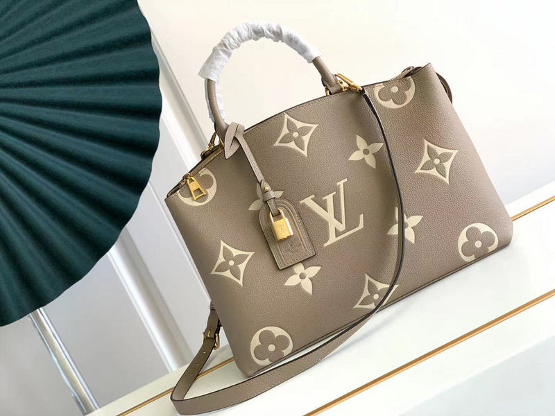 MC-LV-Bags-1194