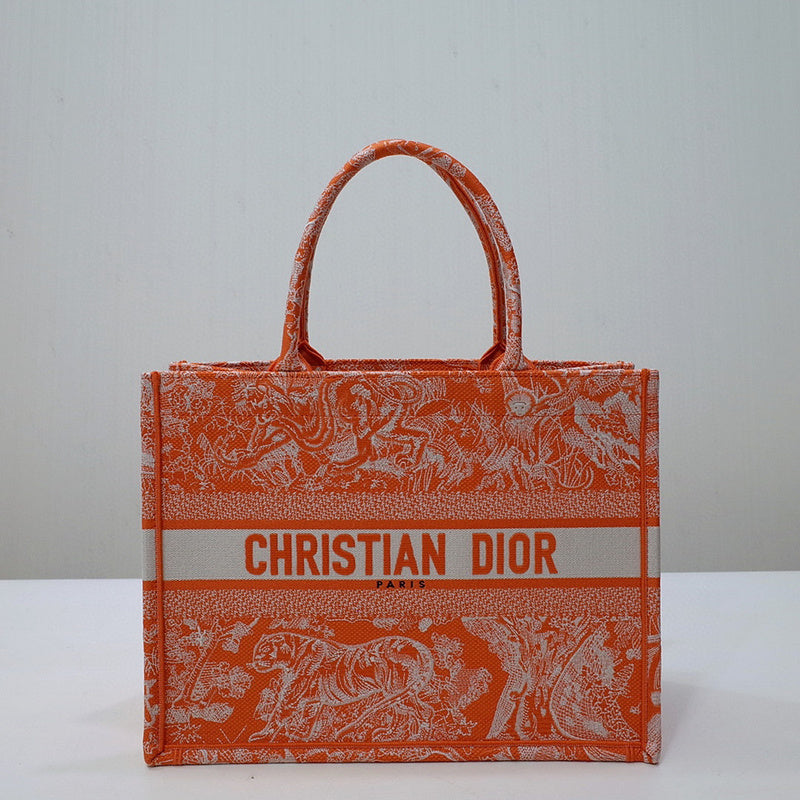 MC-Christian Dior-1095