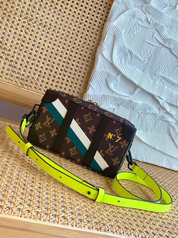 MC-LV-Bags-1200