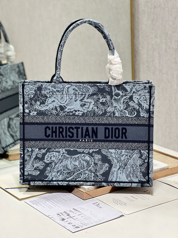 MC-Christian Dior-1110