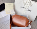 MC-GIVENCHY-160