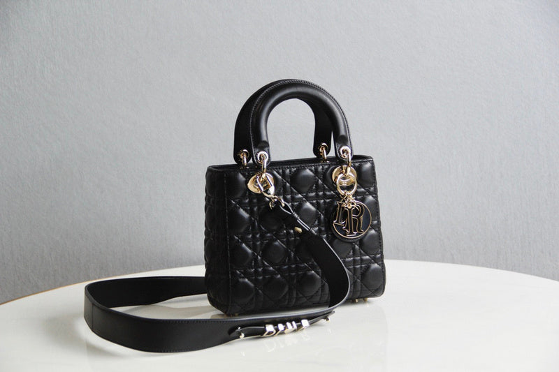 MC-Christian Dior-1115