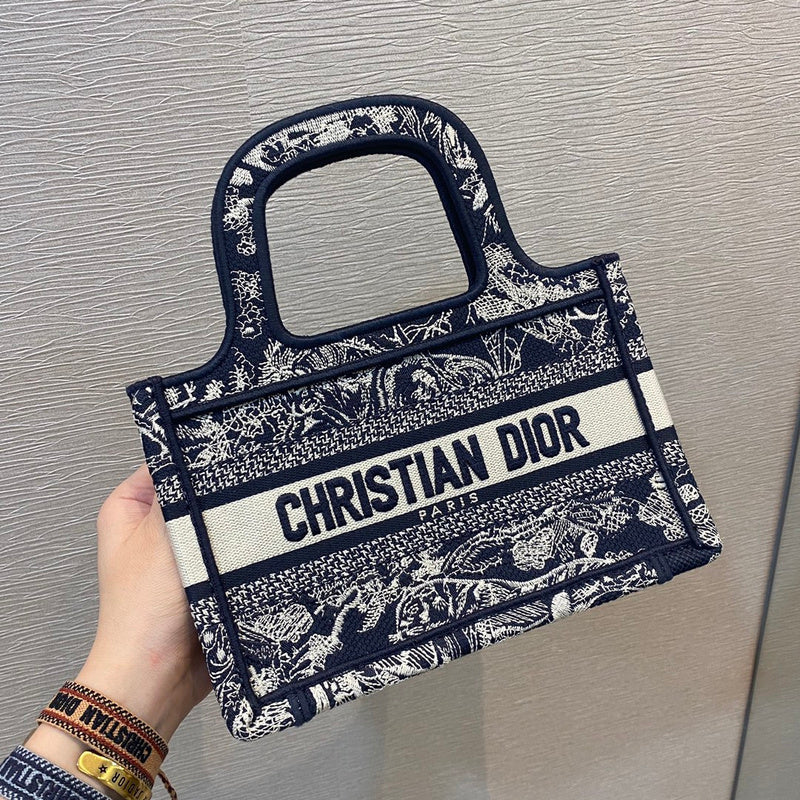 MC-Christian Dior-1125