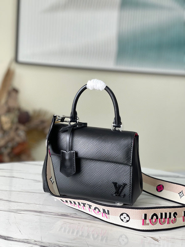 MC-LV-Bags-1252