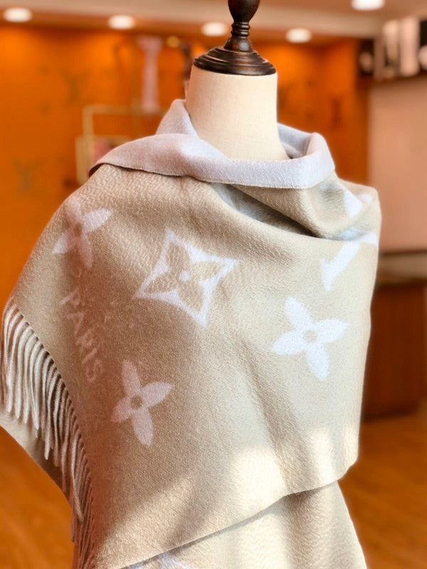 MC-Scarfs-394