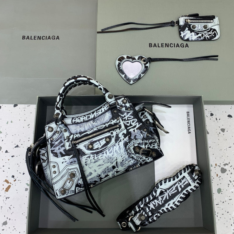 MC-Balenciaga-534