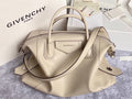 MC-GIVENCHY-165