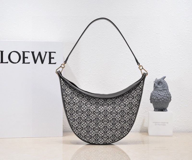MC-Loewe-323