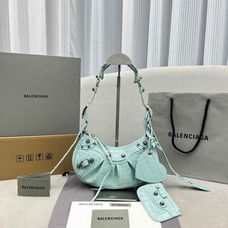 MC-Balenciaga-546